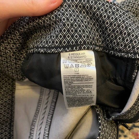 Diamond Pattern Pixie Pants - Picture 3 of 5